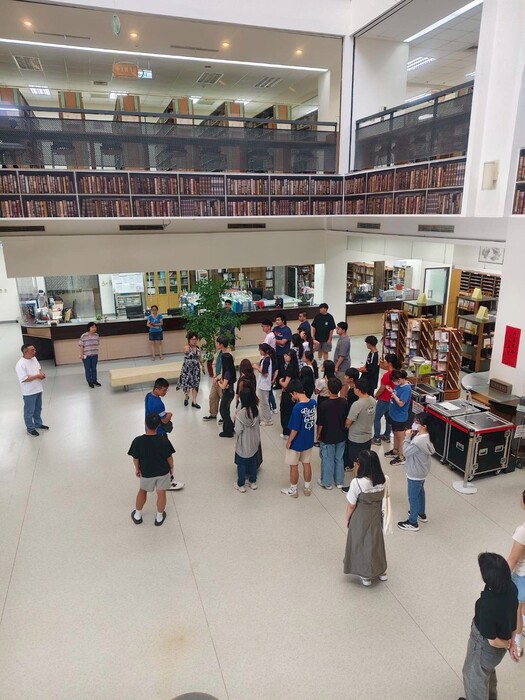 圖書館2樓環境介紹